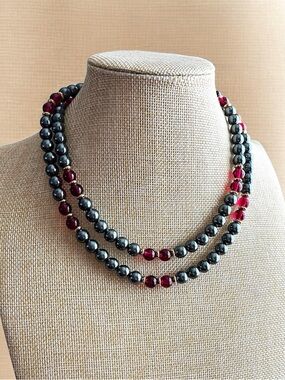 Vintage Avon Beaded Necklace – Red & Gray Beads 16.5” Drop